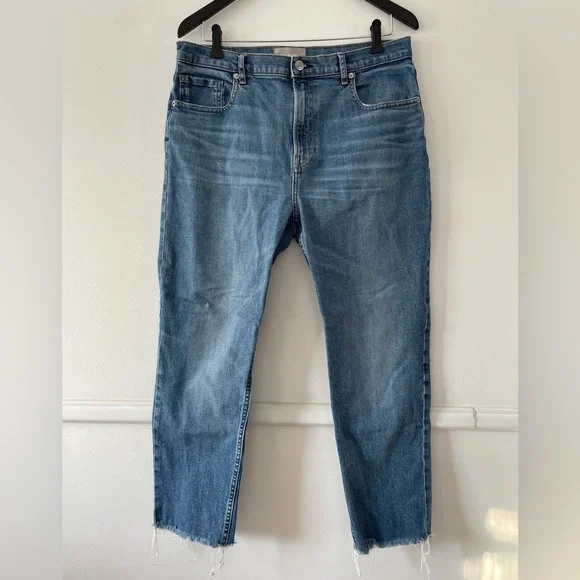 Everlane The Cheeky Jean Raw Hem Size 32 Crop - Picture 2 of 4